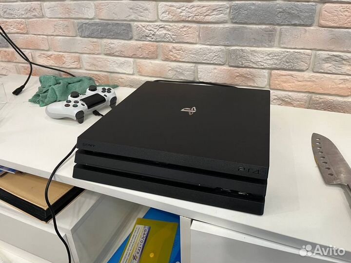 Sony playstation 4 pro 1tb