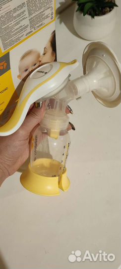 Молокоотсос medela ручной
