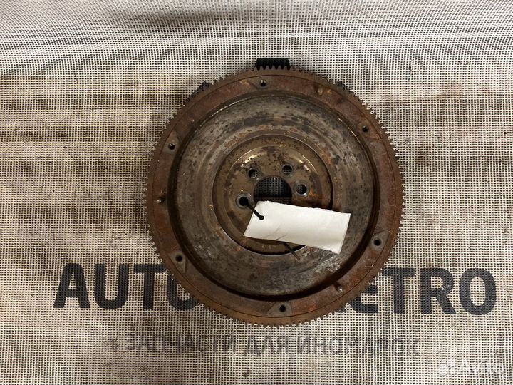 Маховик Volkswagen Golf 4 068105269F