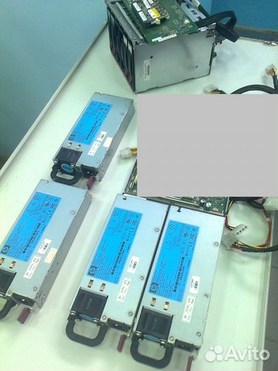 Блоки питания и контроллер с корзиной для SAS HDD