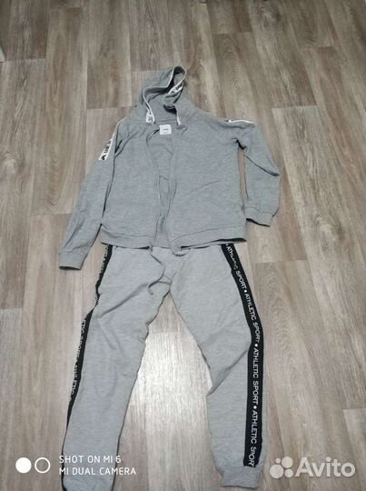 Спортивный костюм для мальчика 152-158