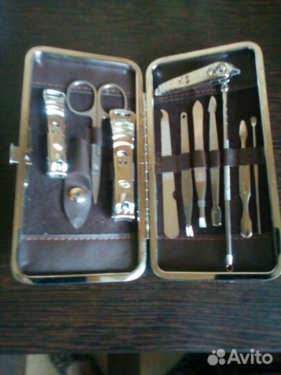 Маникюрный и педикюрный набор