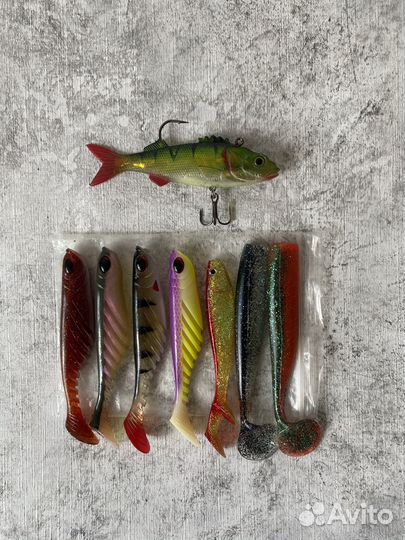 Набор для рыбалки: мягкие приманки, поплавки