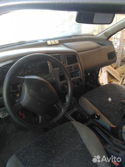 Безопастность Nissan Primera P11