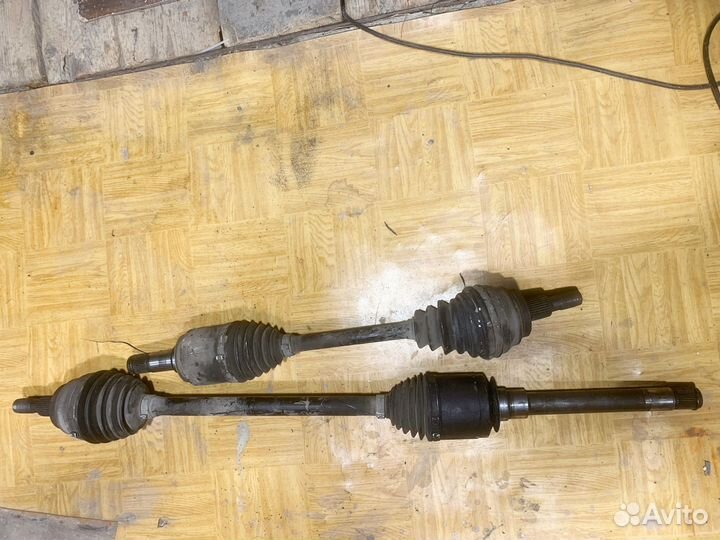 Привод правый/левый Mercedes ML 164