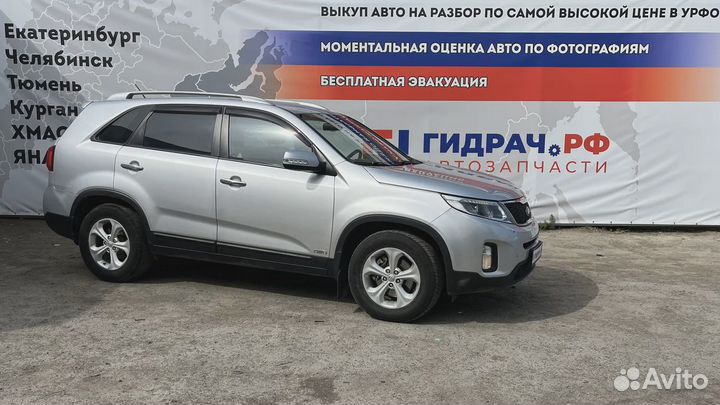 Стеклоподъемник электрический передний правый Kia