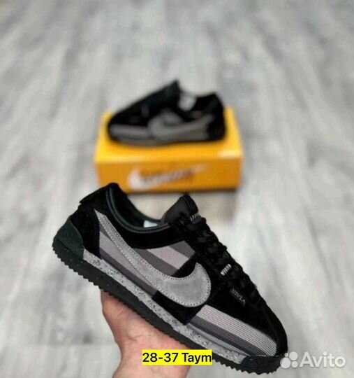 Кроссовки Nike cortez union x sacai новые