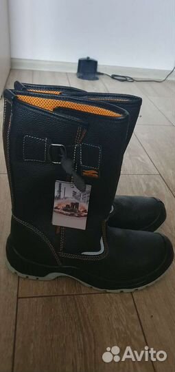 Специальная обувь