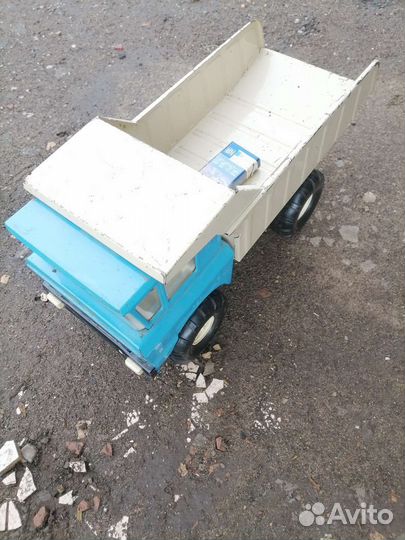 Модель грузовика