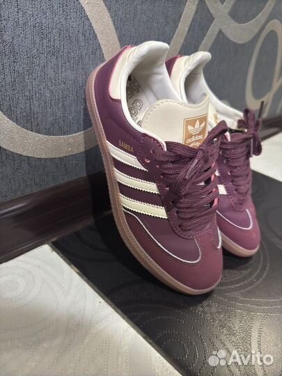 Кроссовки женские adidas