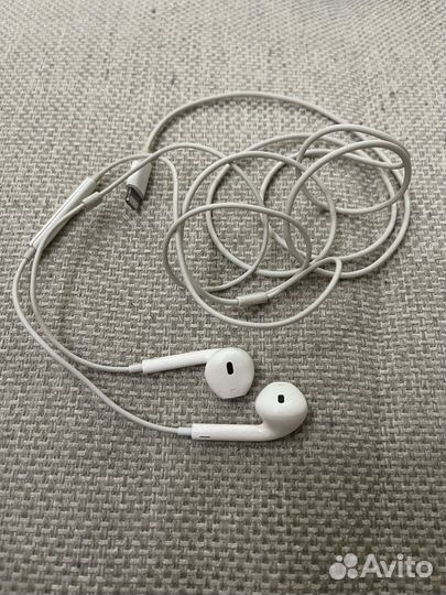 Наушники earpods