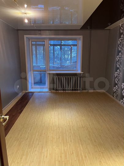 3-к. квартира, 58,9 м², 2/5 эт.