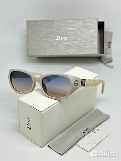 Солнцезащитные очки