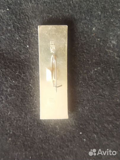 Значок СССР. Хоккей с шайбой. Приз Известия