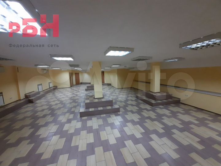 Уфа. Магазин, компьютерный клуб, мастерская,150 м2