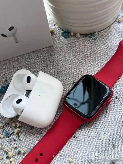 Apple Watch + AirPods