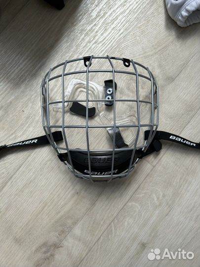 Продам хоккейные вещи