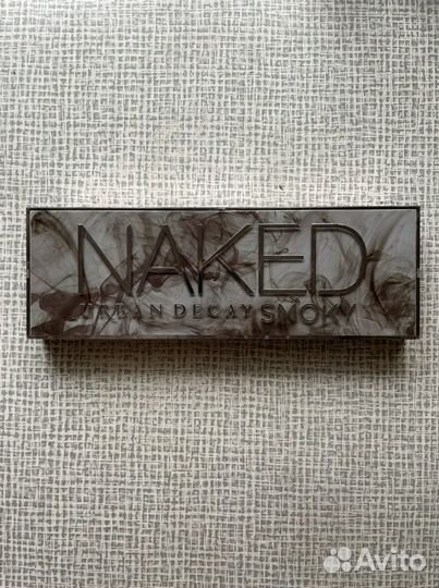 Палитра теней Urban Decay Naked Smoky