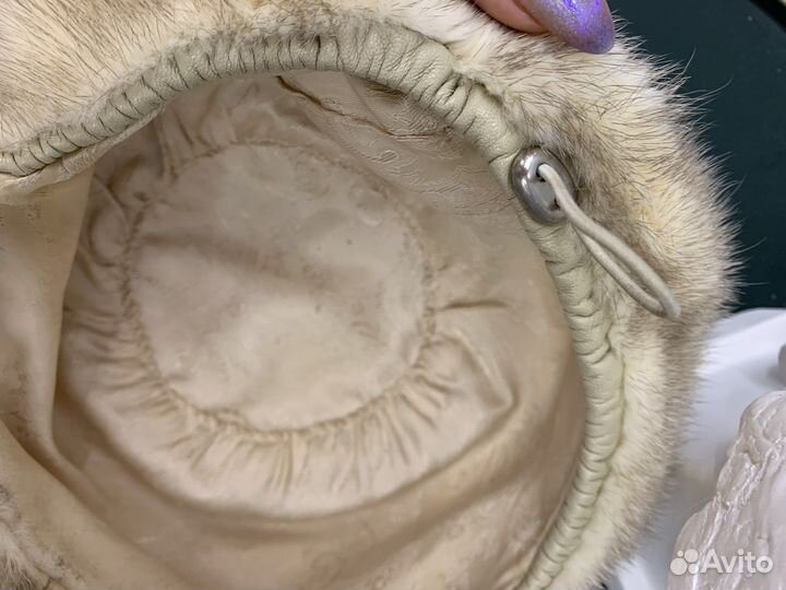 Берет норковый с козырьком