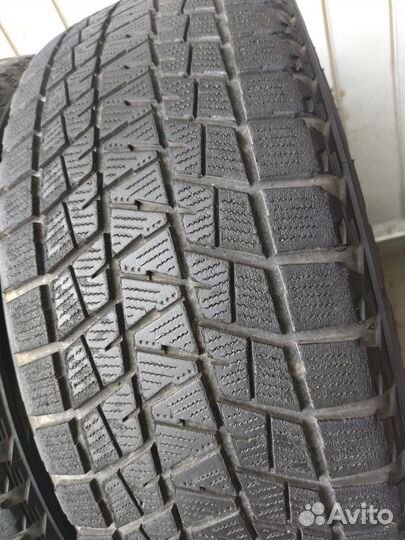 Bridgestone Blizzak DM-V1 225/60 R17