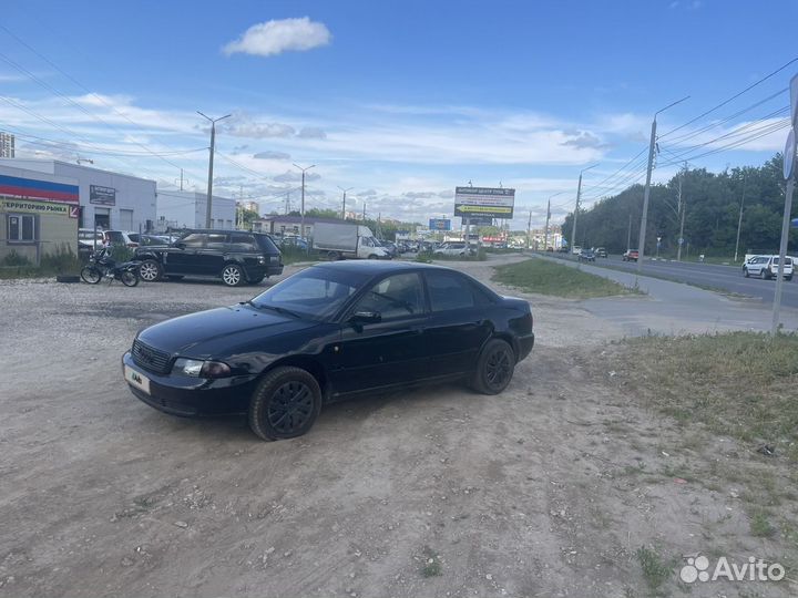 Audi A4 1.8 МТ, 1996, 295 000 км