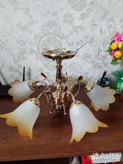 Люстра потолочная 5 рожковая