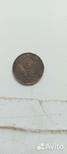 Продам монету