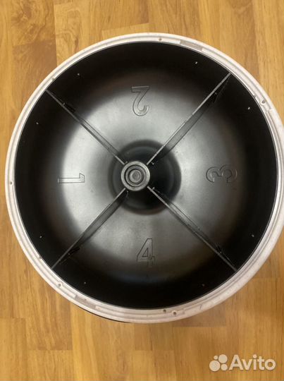 Автоматическая кормушка для собак/кошек TRixie нов