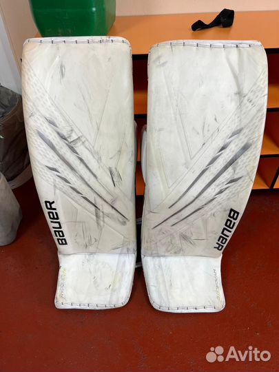 Вратарские щитки bauer