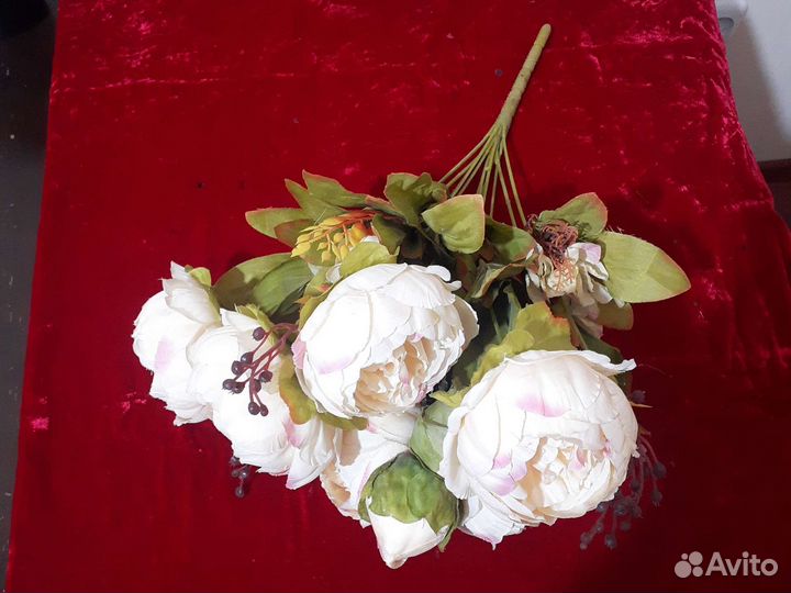 Букет искусственных цветов, (роз )