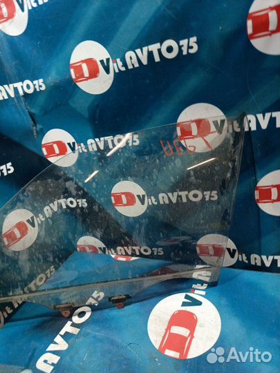 Стекло двери переднее левое Toyota Camry SV32 3SFE