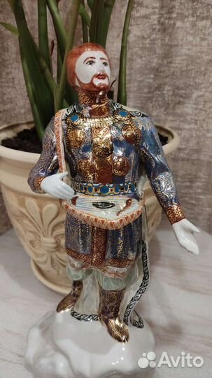 Статуэтка Садко. Пролетарий