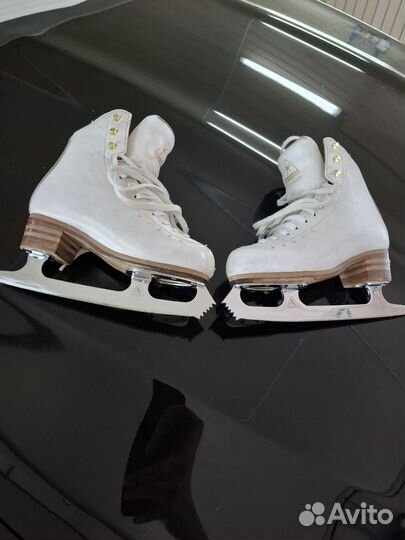 Фигурные коньки jackson freestyle