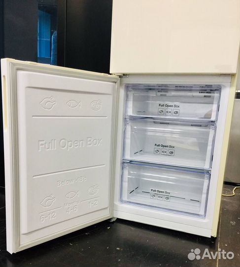 Холодильник Samsung No Frost Инвертор (Новый)