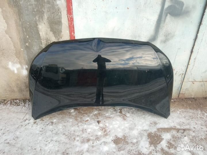 Капот на Мерседес v447