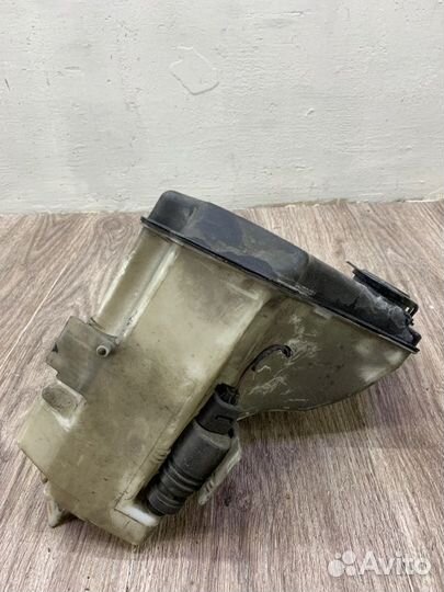 Бачок омывателя Bmw 3 Series (E46) 2004