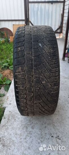 Continental ContiVikingContact 5 235/45 R17 97S