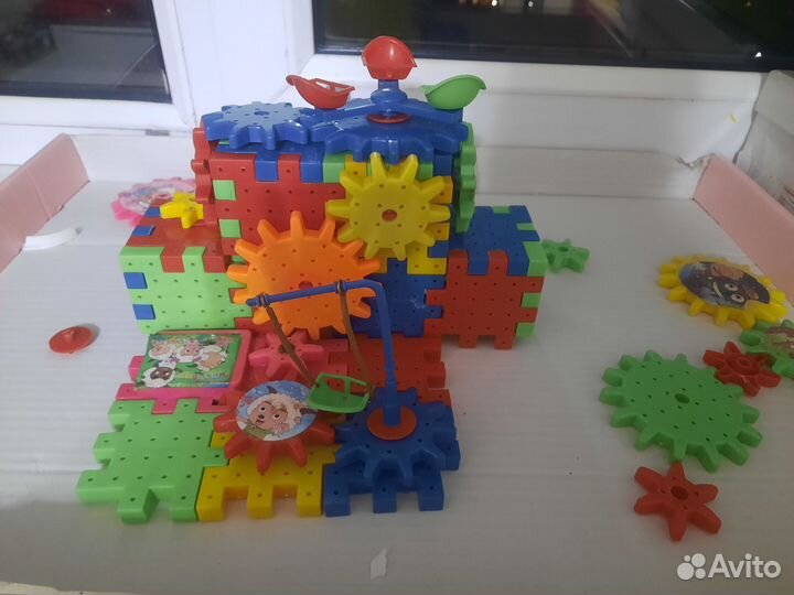 За все. Игры настольные, конструктор