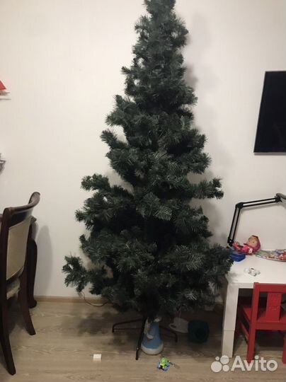 Елка искусственная