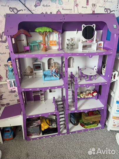 Домик кукольный