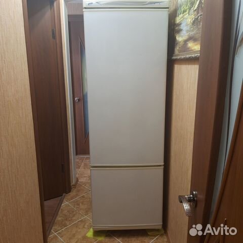 Холодильник бу pozis