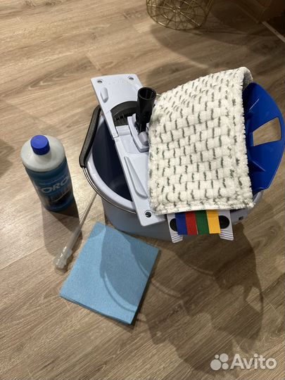 Ведро с отжимом и шваброй