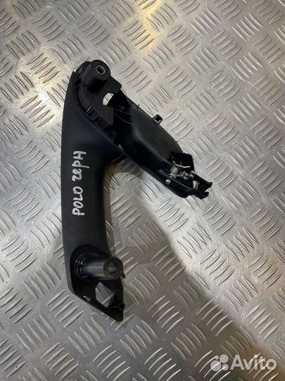 Ручка двери внутренняя передняя левая Volkswagen