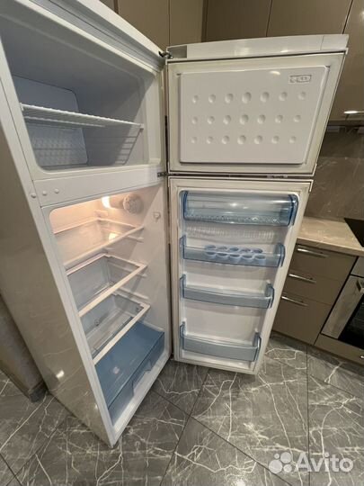 Холодильник Beko dsk 28000