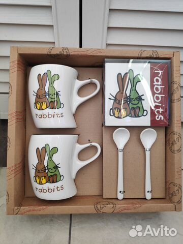 Кружки фарфоровые с кроликами набор 2шт с ложками