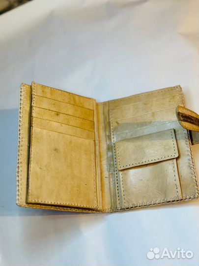 Обложка на паспорт из крокодила