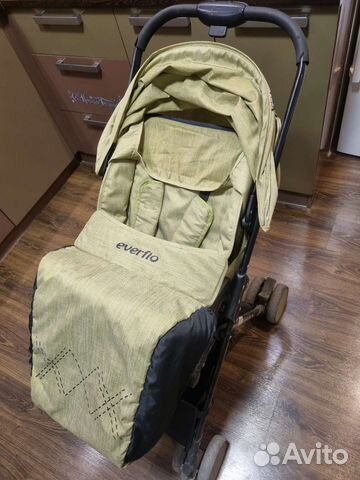 Прогулочная коляска