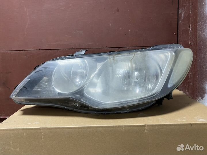 Фары на Honda civic 4d