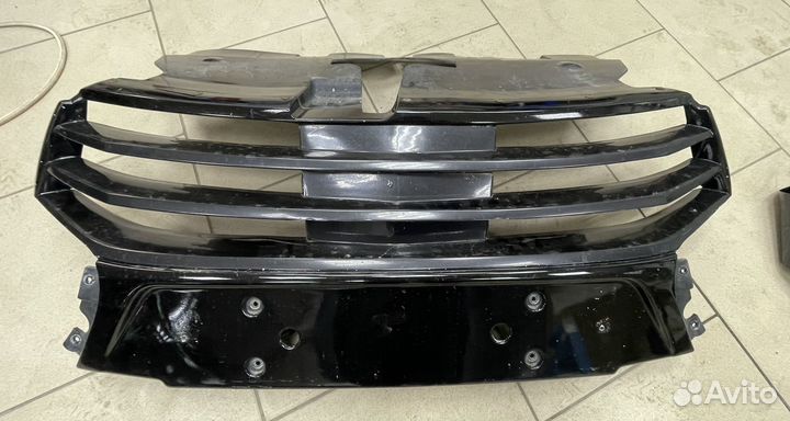 Решетка радиатора LADA vesta