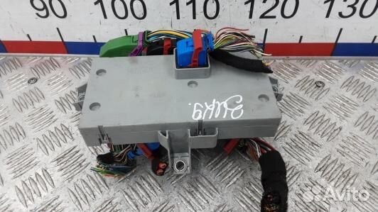 Блок предохранителей citroen jumper 3 (3UK09M101)